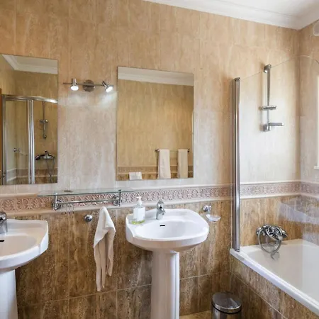 5br With Private Heated Pool Ferienhaus