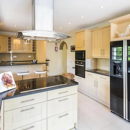 Ferienhaus 5br With Private Heated Pool